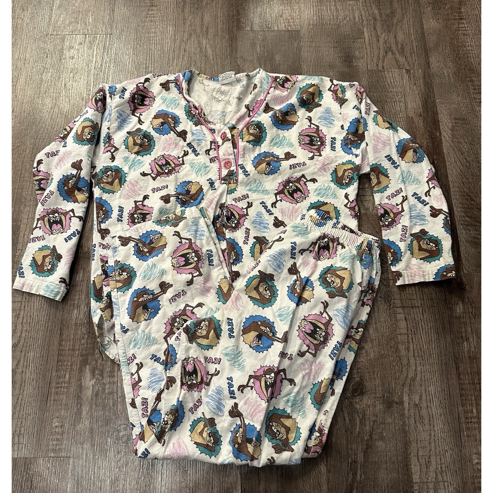 Vintage Tazmanian Devil Pajama Set 1997.